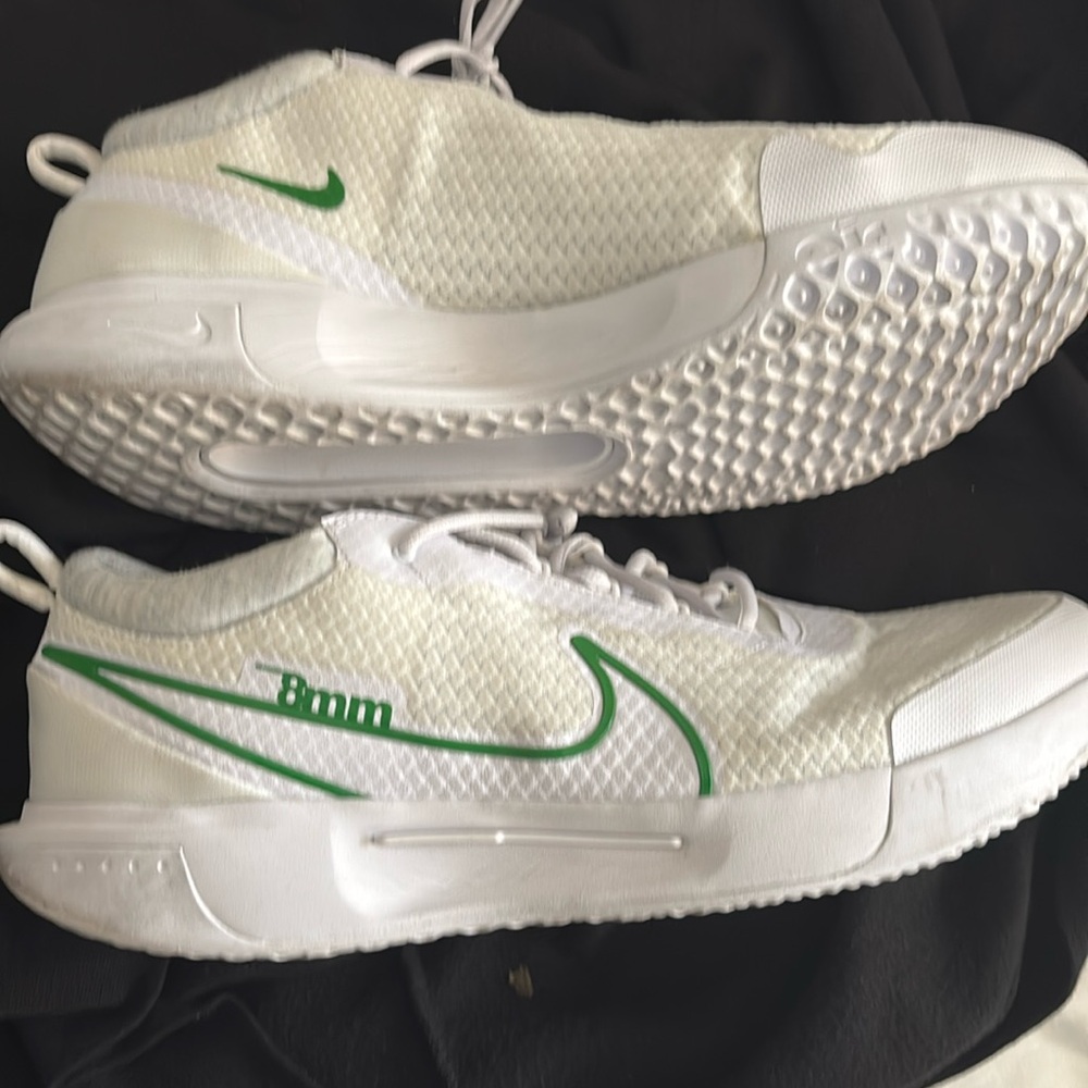 Nike Court Air Zoom Vapor Tennis Shoes White and Kelly Green Size 15